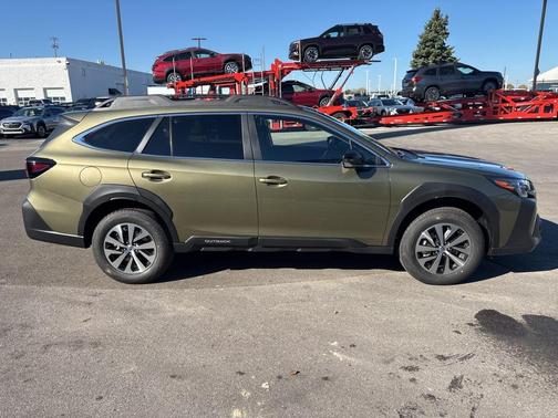 2025 Subaru Outback Premium