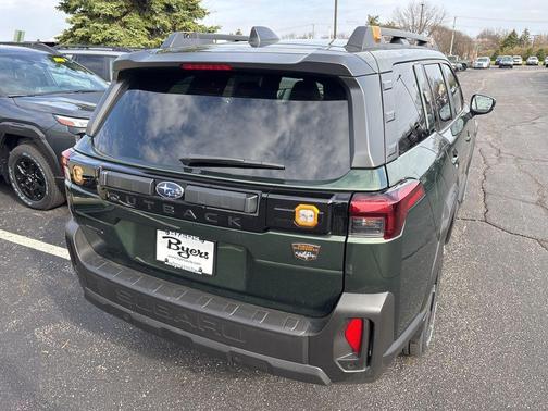 Deep Emerald Green Pearl 2026 Subaru Outback Wilderness