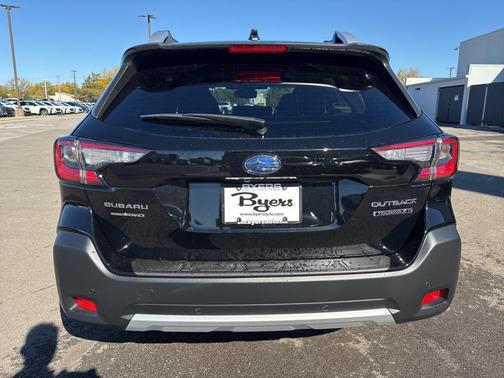 2025 Subaru Outback Touring XT