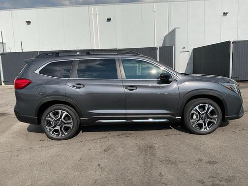 2025 Subaru Ascent Limited 7-Passenger