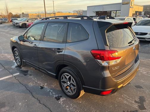 2024 Subaru Forester Premium