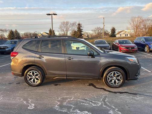 2024 Subaru Forester Premium