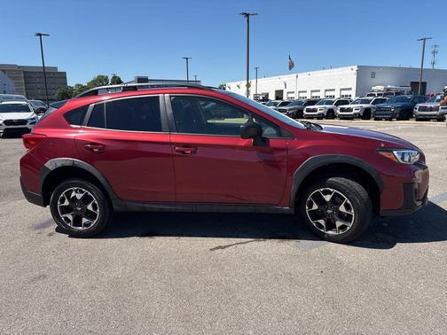 Venetian Red Pearl 2019 Subaru Crosstrek 2.0i