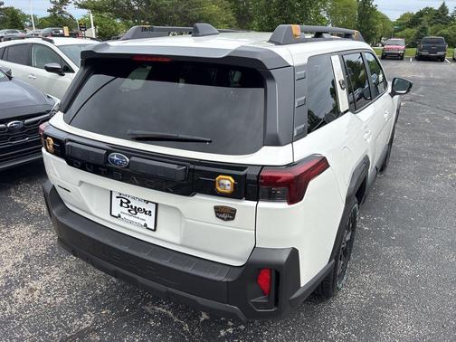 Crystal White Pearl 2026 Subaru Outback Wilderness
