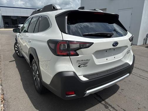 2024 Subaru Outback Touring