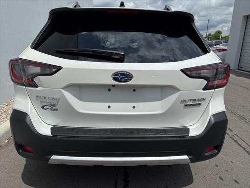 2024 Subaru Outback Touring