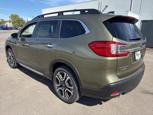 2025 Subaru Ascent Touring 7-Passenger