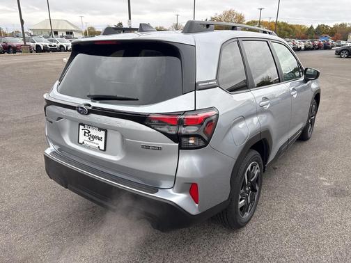 2025 Subaru Forester Hybrid Premium