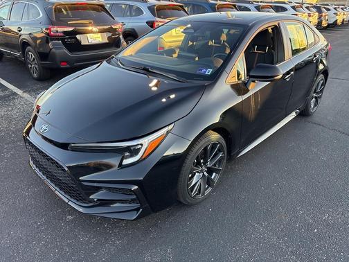 2024 Toyota Corolla Hybrid SE