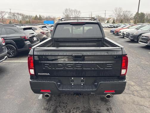 2025 Honda Ridgeline Black