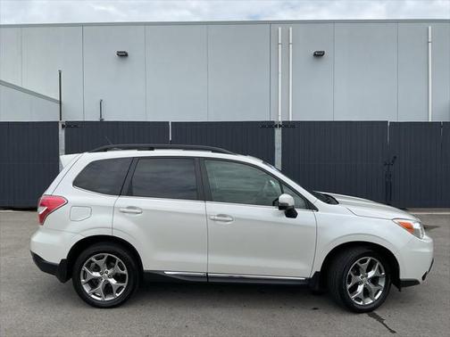 2015 Subaru Forester 2.5i Touring