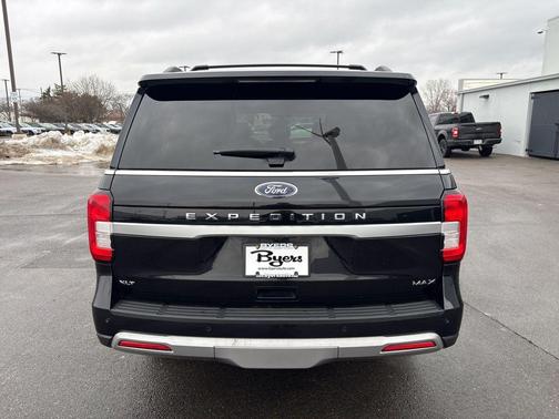 2024 Ford Expedition Max XLT