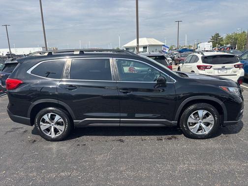 Crystal Black Silica 2021 Subaru Ascent Premium 7-Passenger