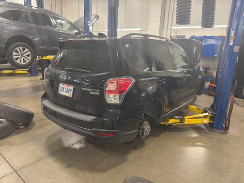 2017 Subaru Forester 2.5i Touring
