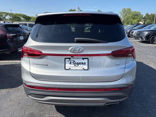 Shimmering Silver 2022 Hyundai SANTA FE SE