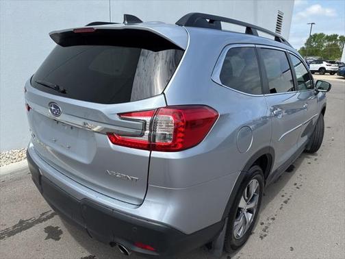 2023 Subaru Ascent Premium 8-Passenger
