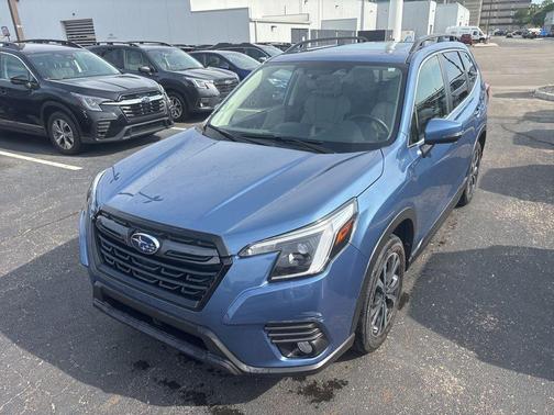 Horizon Blue Pearl 2023 Subaru Forester Limited
