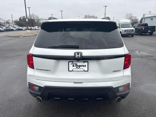 2023 Honda Passport AWD Elite