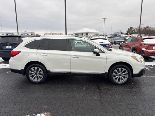 2017 Subaru Outback 2.5i Touring