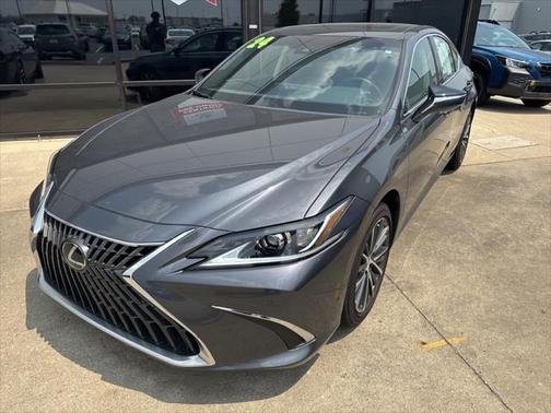 2024 Lexus ES 250 Base