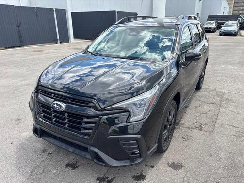 Crystal Black Silica 2023 Subaru Ascent Onyx Edition 7-Passenger