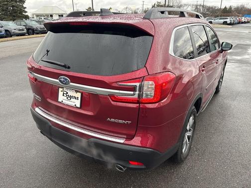 2025 Subaru Ascent Premium 8-Passenger