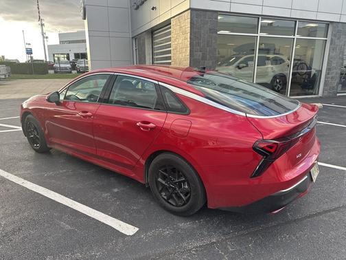 2025 Kia K5 LXS