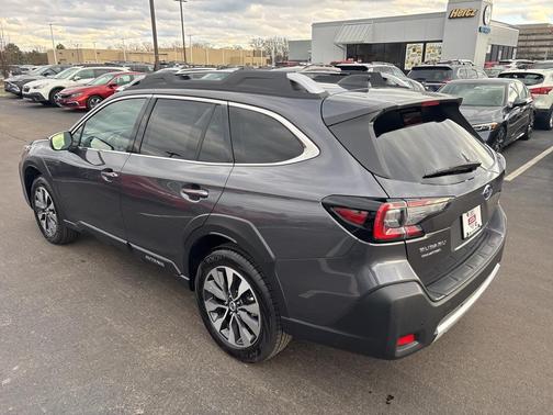 2025 Subaru Outback Touring