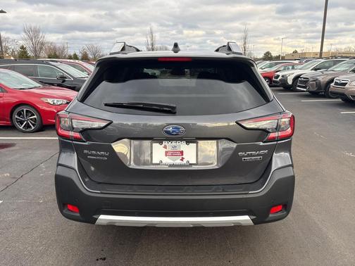 2025 Subaru Outback Touring