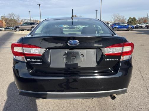 2019 Subaru Impreza 2.0i