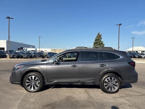 2025 Subaru Outback Touring