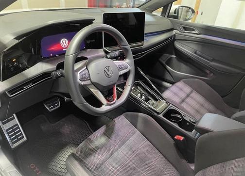 2025 Volkswagen Golf GTI 2.0T S DSG