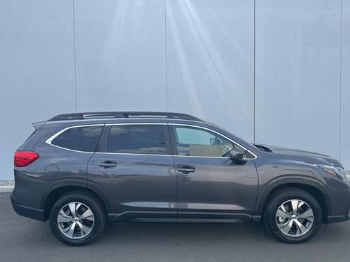 2025 Subaru Ascent Premium 8-Passenger