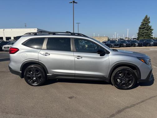 2025 Subaru Ascent Onyx Edition Touring 7-Passenger