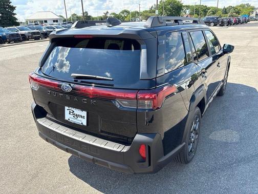 Crystal Black Silica 2026 Subaru Outback Premium
