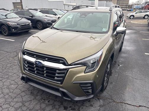 Autumn Green Metallic 2023 Subaru Ascent Limited 7-Passenger