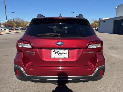 2018 Subaru Outback 2.5i Premium