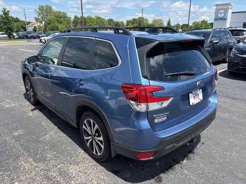 Horizon Blue Pearl 2024 Subaru Forester Limited