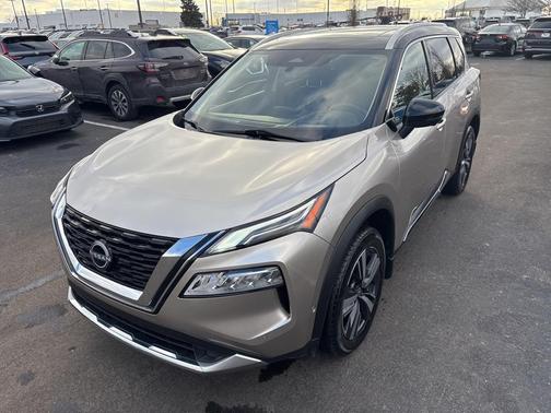 2023 Nissan Rogue Platinum