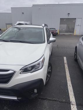 2022 Subaru Outback Touring