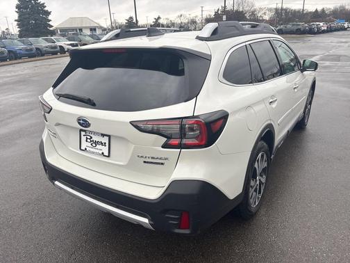 2022 Subaru Outback Touring