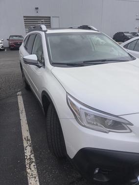 2022 Subaru Outback Touring