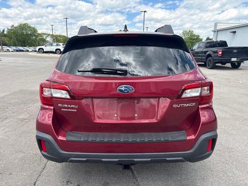 Crimson Red Pearl 2019 Subaru Outback 2.5i Premium