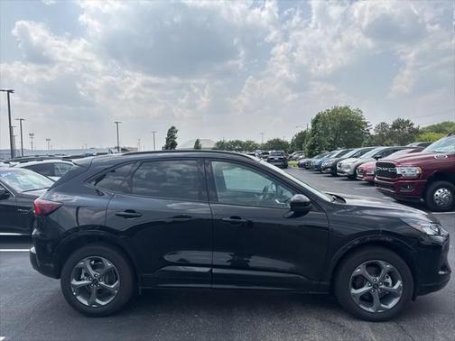 2024 Ford Escape ST-Line Select