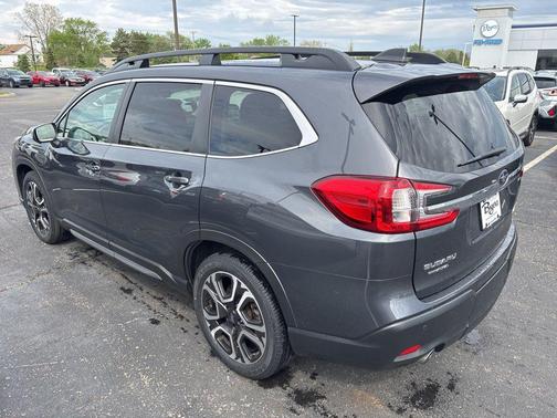 Magnetite Gray Metallic 2023 Subaru Ascent Limited 7-Passenger