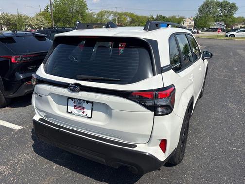Crystal White Pearl 2025 Subaru Forester Base
