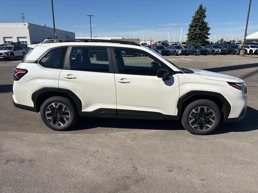2025 Subaru Forester Base