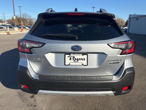 2025 Subaru Outback Touring