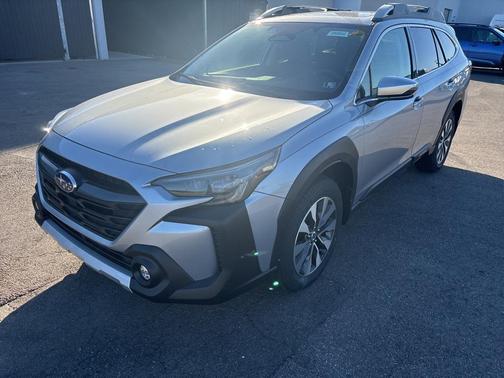 2025 Subaru Outback Touring