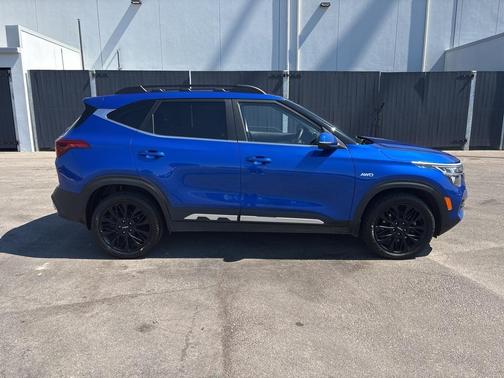 2023 Kia Seltos Nightfall Edition